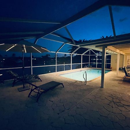 Villa Catalina Isles - Holidays In Paradise Кейп-Корал Экстерьер фото
